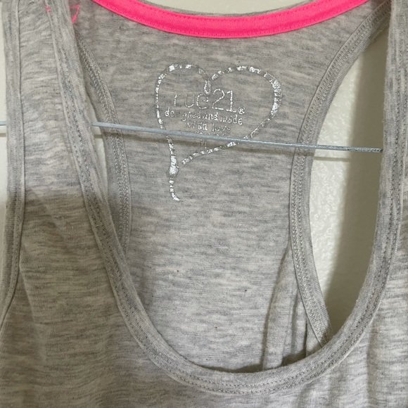 Light Tank Top - Picture 3 of 5